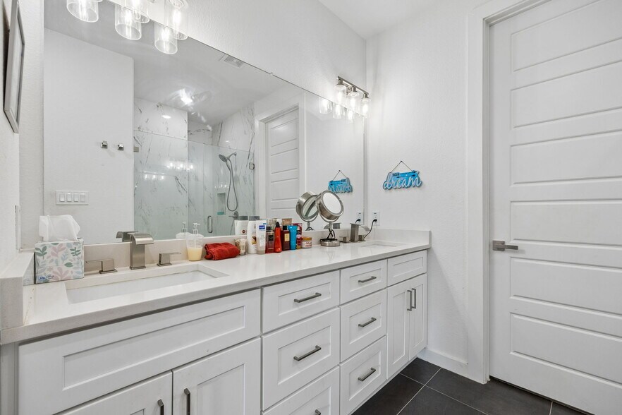 More Photos Of , Fort Worth Multifamily For Sale
