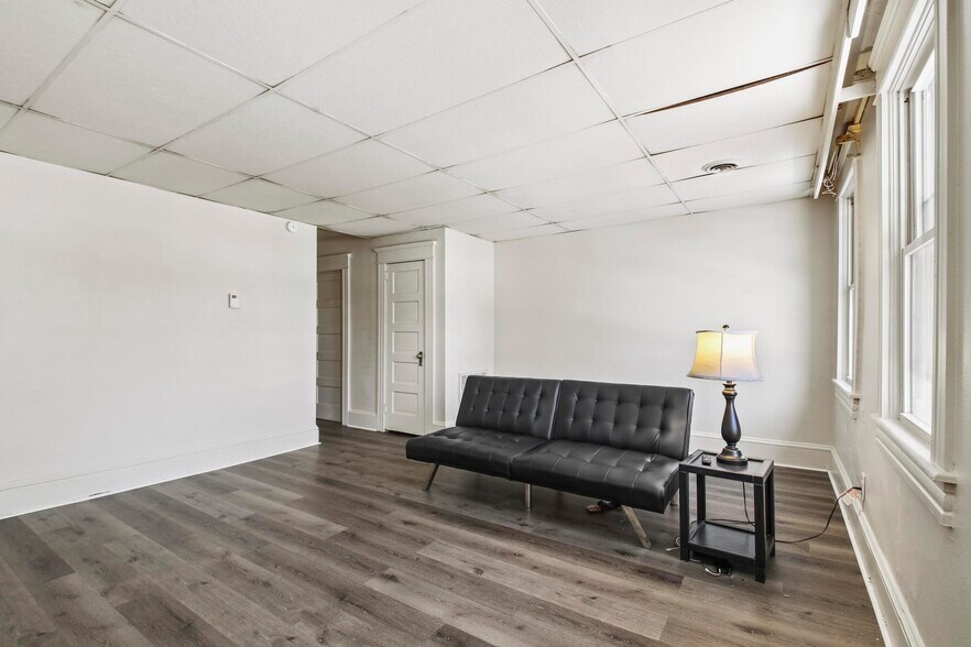 More Photos Of 37 Pierce St, Kingston Multifamily For Sale