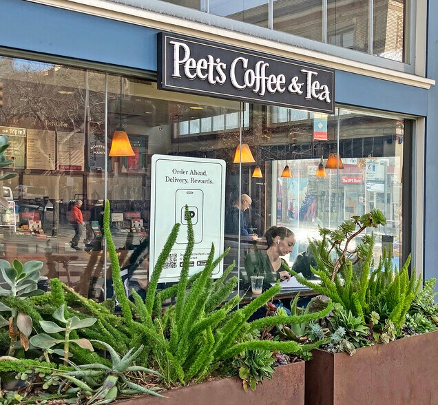 More Photos Of 2587 Telegraph Ave, Berkeley Apartments For Lease