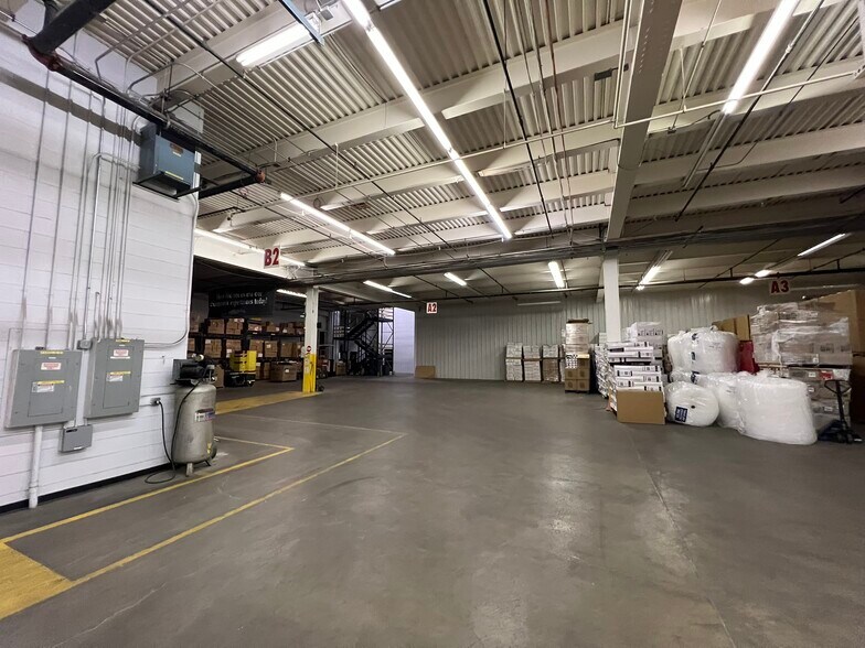More Photos Of 8000 Freedom Ave NW, North Canton Distribution For Lease