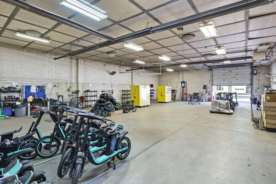 More Photos Of 305 Tremont St, Rochester Warehouse For Lease