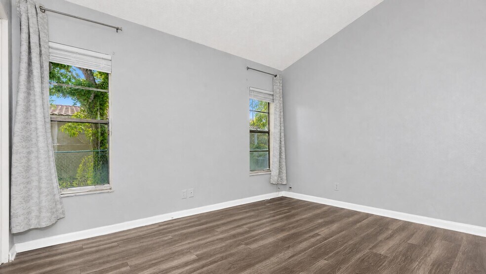 More Photos Of 11281 NW 39th St, Coral Springs Multifamily For Sale