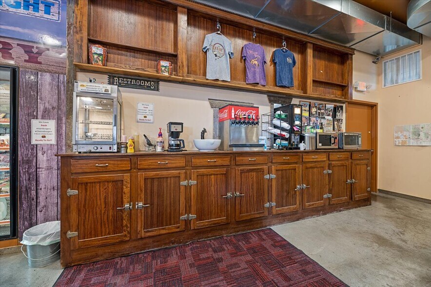 More Photos Of 17500 Hwy 34, Enning Storefront For Sale