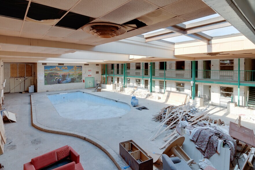 More Photos Of 2915 E Interstate 40, Amarillo Hotel For Sale