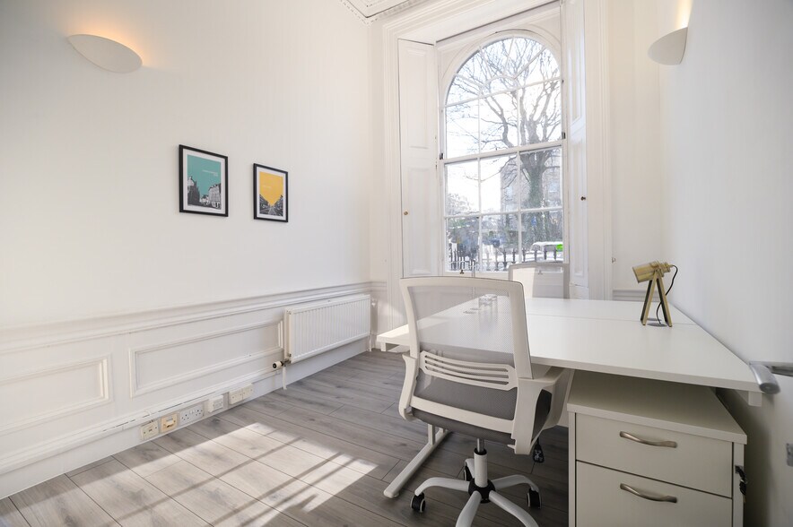 More Photos Of 1-3 St Colme St, Edinburgh Coworking Space