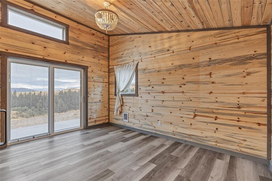 More Photos Of 7000 Browns Meadow Rd, Niarada Multifamily For Sale