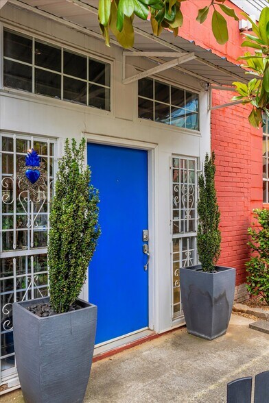 More Photos Of 282 Walker St SW, Atlanta Apartments For Sale