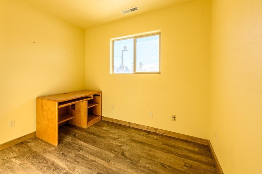 More Photos Of 312 Dewey Ave, Eureka Storefront Retail Office For Sale