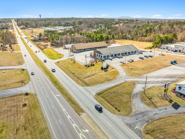 More Photos Of 4355 Hickory Blvd, Granite Falls Medical For Sale