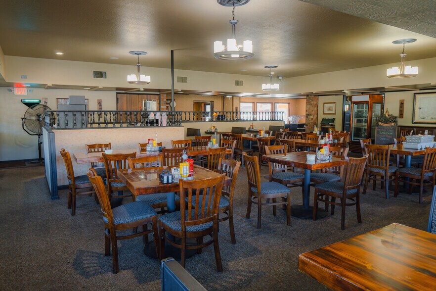 More Photos Of 5159 CA-140, Mariposa Restaurant For Sale
