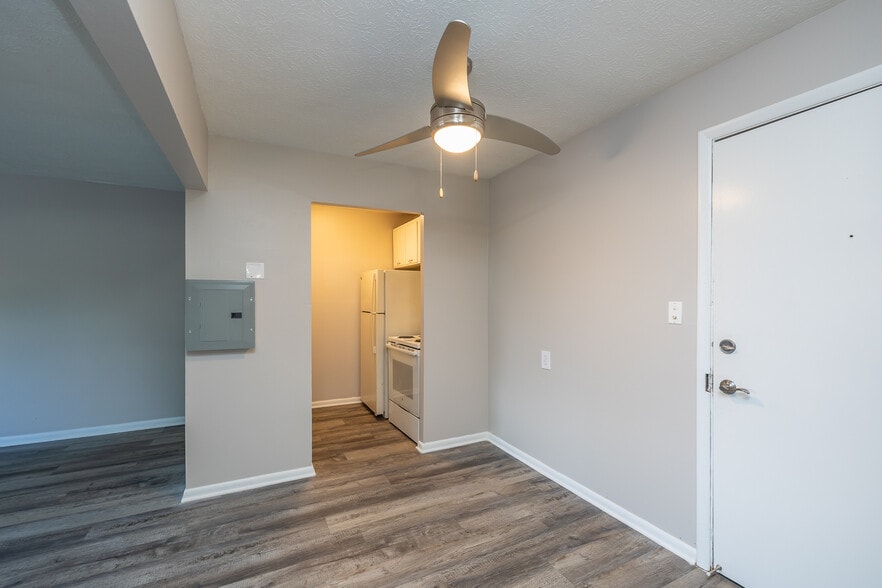 More Photos Of 30600 Euclid Ave, Wickliffe Apartments For Sale