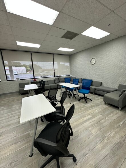More Photos Of 2211-2213 S Military Hwy, Chesapeake Coworking Space