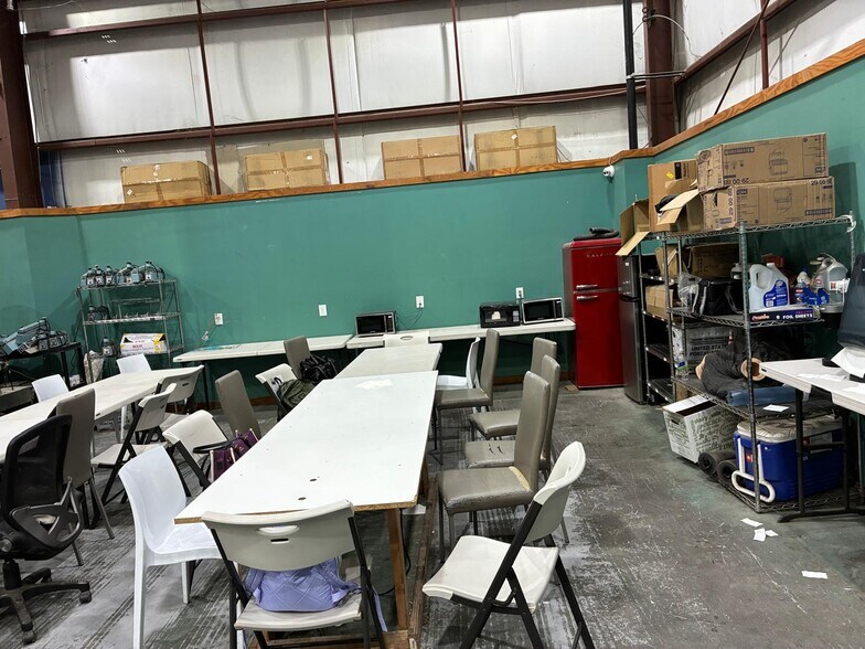 More Photos Of 120 Kenyon Dr, Lakewood Warehouse For Lease