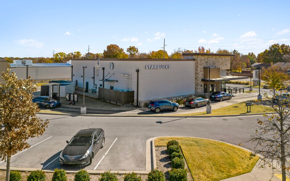 More Photos Of 1640 W Tucson St, Broken Arrow Storefront For Sale