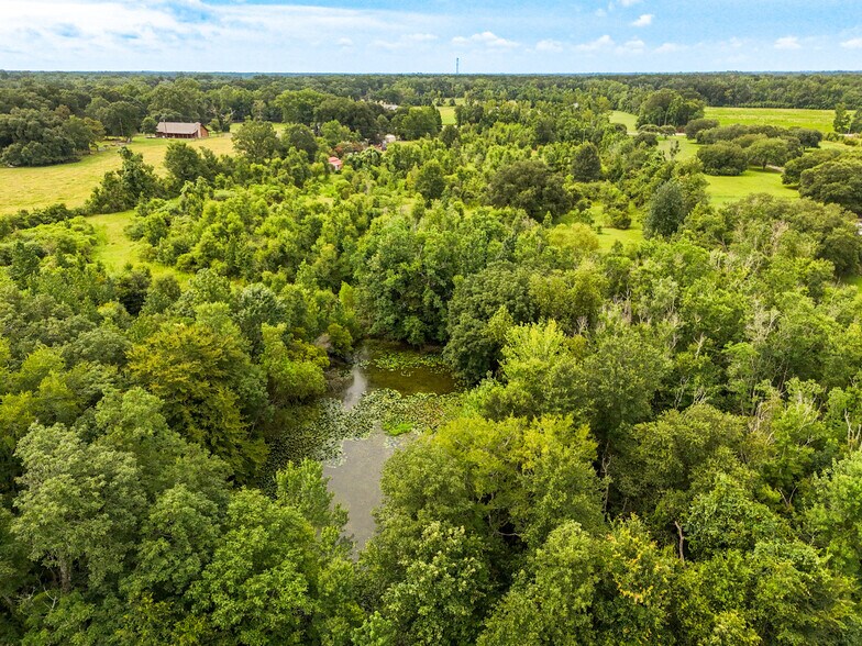 More Photos Of 10011 Greenwell Spg Pt Hudso Rd, Zachary Land For Sale