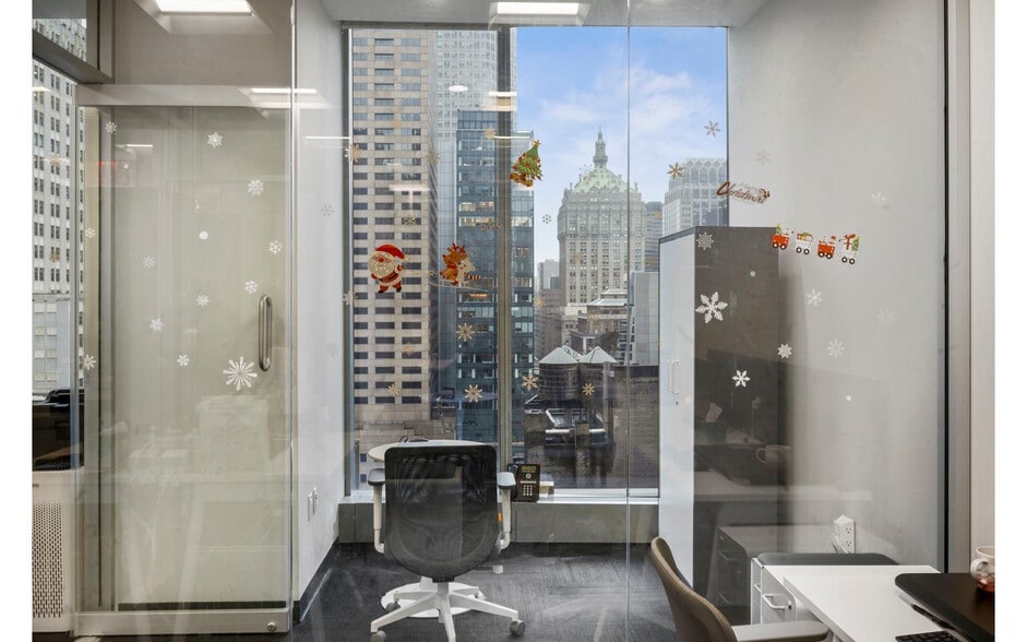 More Photos Of 50 W 47th St, New York Office Residential For Sale
