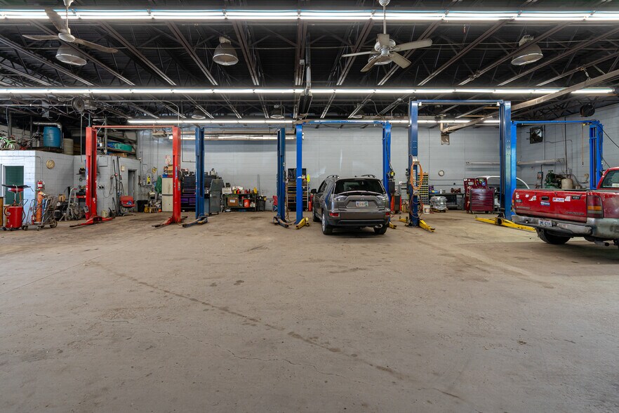 More Photos Of 12222 Detroit Ave, Lakewood Auto Repair For Sale