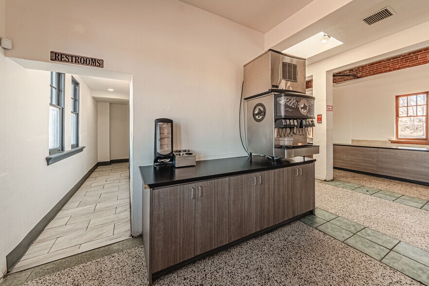 More Photos Of 516 E Elm St, Trinidad Restaurant For Sale