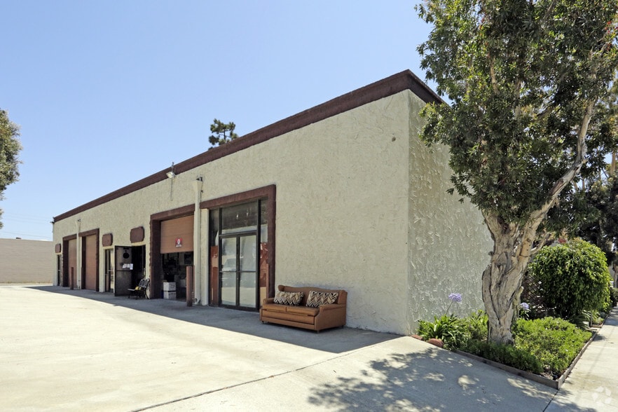 Primary Photo Of 1412 Tower Sq, Ventura Warehouse For Lease