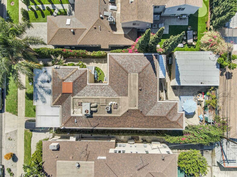 More Photos Of 461 N Vista St, Los Angeles Apartments For Sale