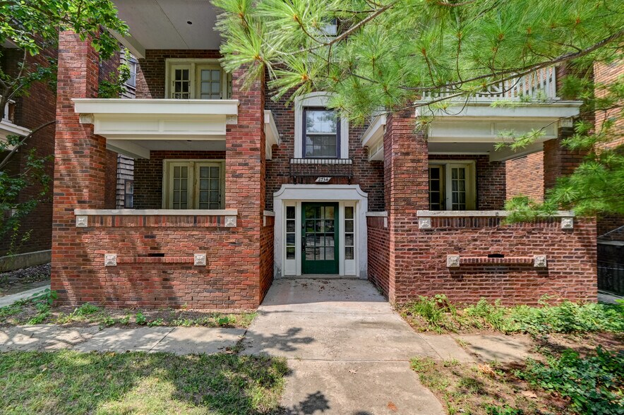 More Photos Of 2734 Charlotte St, Kansas City Apartments For Sale