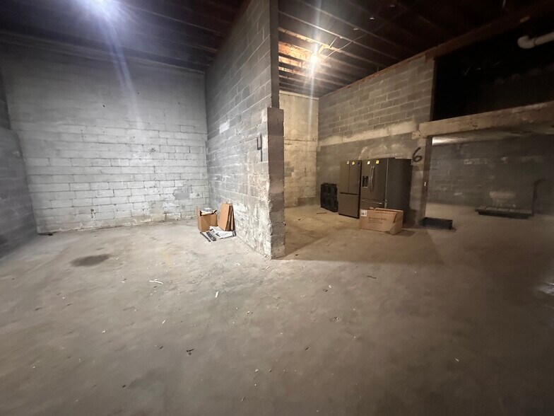 More Photos Of 1623-1635 Chicago Dr SW, Grand Rapids Freestanding For Lease