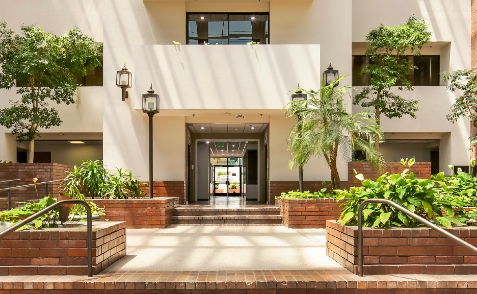 More Photos Of 15315 Magnolia Blvd, Sherman Oaks Office For Sale