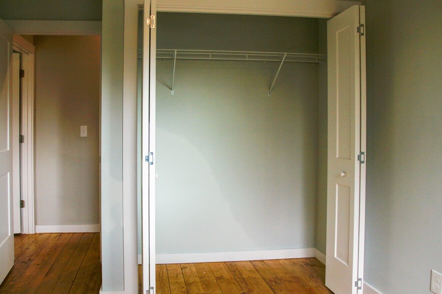 More Photos Of 108 Lager Ln, Asheville Apartments For Sale