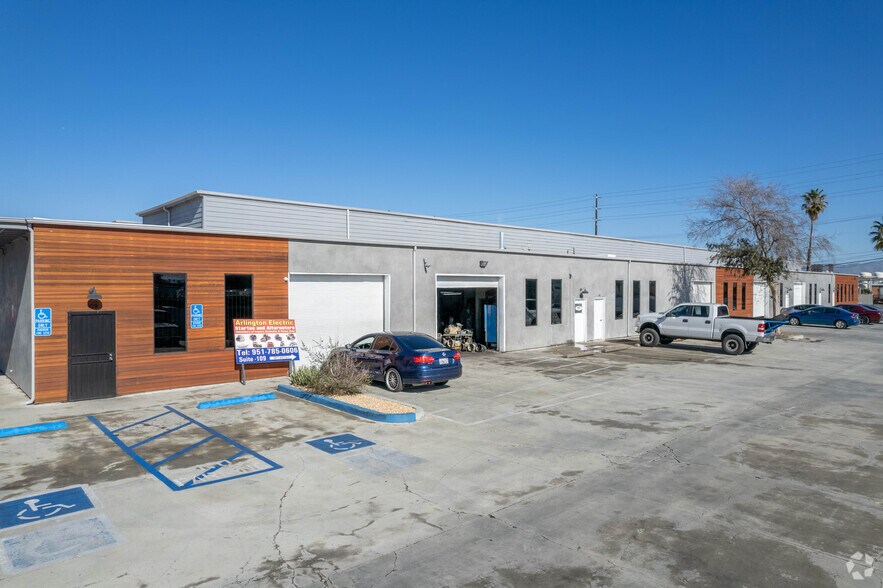 More Photos Of 9000 Arlington Ave, Riverside Manufacturing For Lease