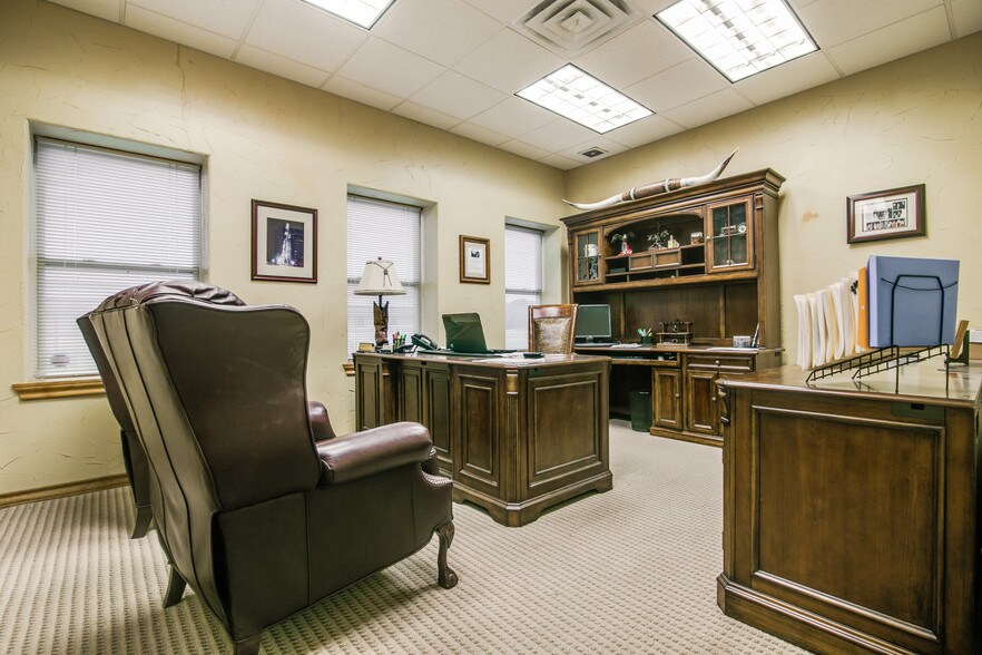 More Photos Of 4132 Interstate 30 W, Caddo Mills Coworking Space