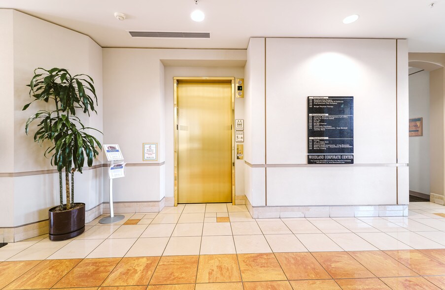 More Photos Of 1100 Main St, Woodland Office For Sale