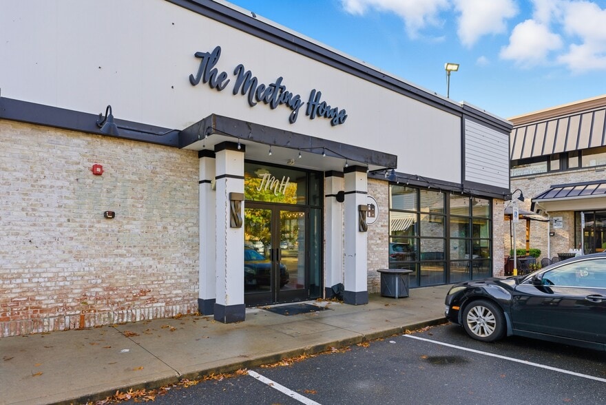 Primary Photo Of 827 Williams St, Longmeadow Restaurant For Lease