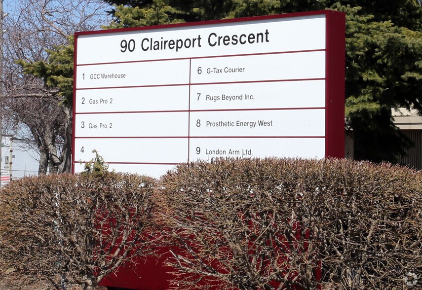 More Photos Of 90 Claireport Cres, Toronto Warehouse For Lease