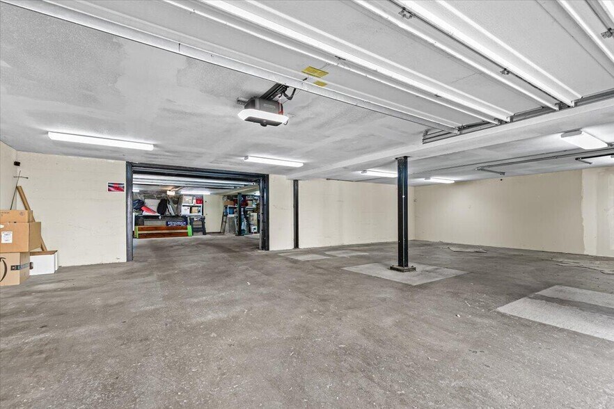 More Photos Of 145 E Main St, Ashland Restaurant For Sale