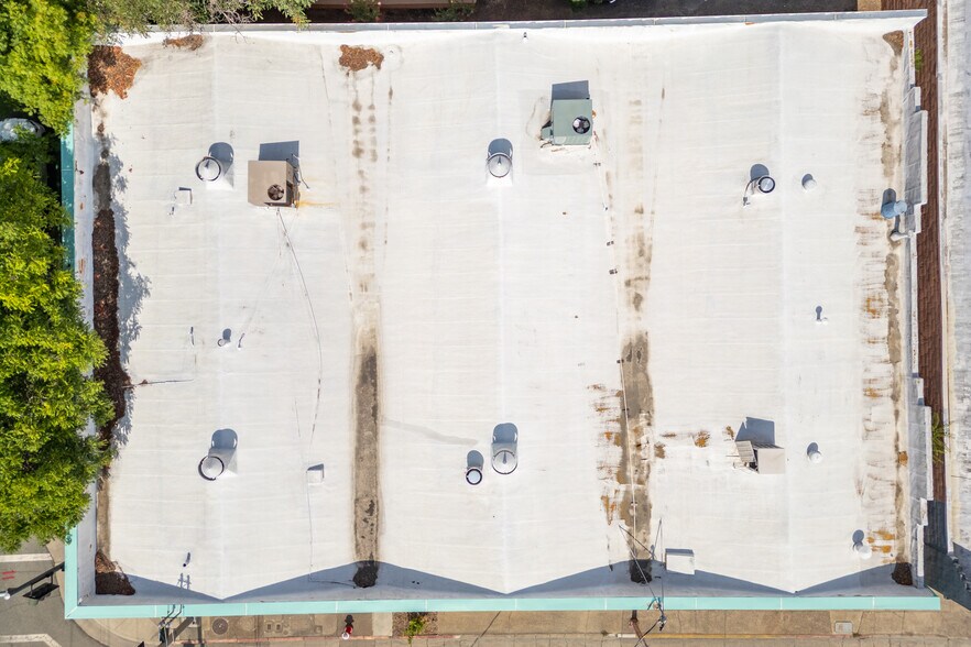 More Photos Of 1455 South St, Redding Flex For Sale