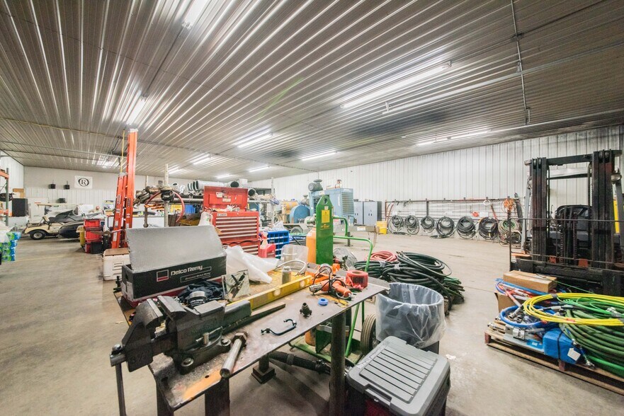 More Photos Of 72 Satellite Ln, Calvert City Industrial For Sale