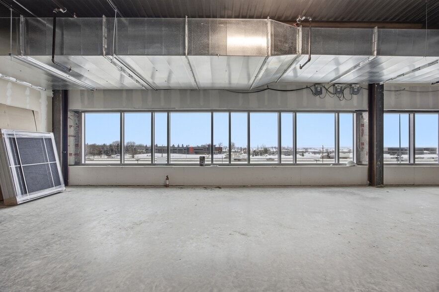 More Photos Of 350 23rd Ave E, West Fargo Healthcare For Lease