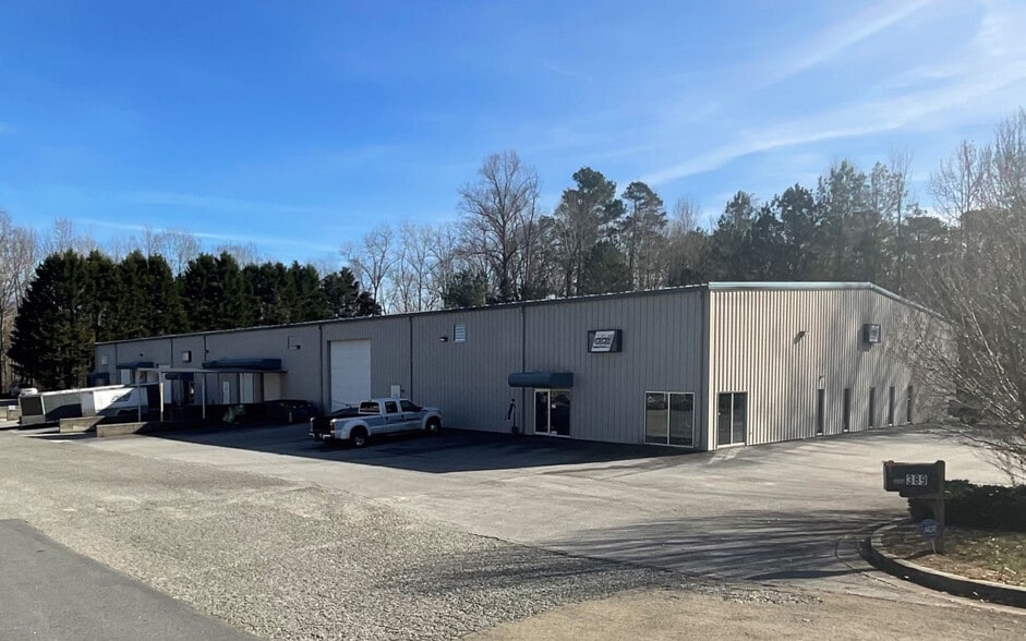 Primary Photo Of 389 Lumpkin County Pky, Dahlonega Warehouse For Sale