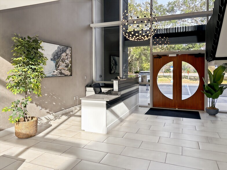 More Photos Of 4110 Southpoint Blvd, Jacksonville Coworking Space