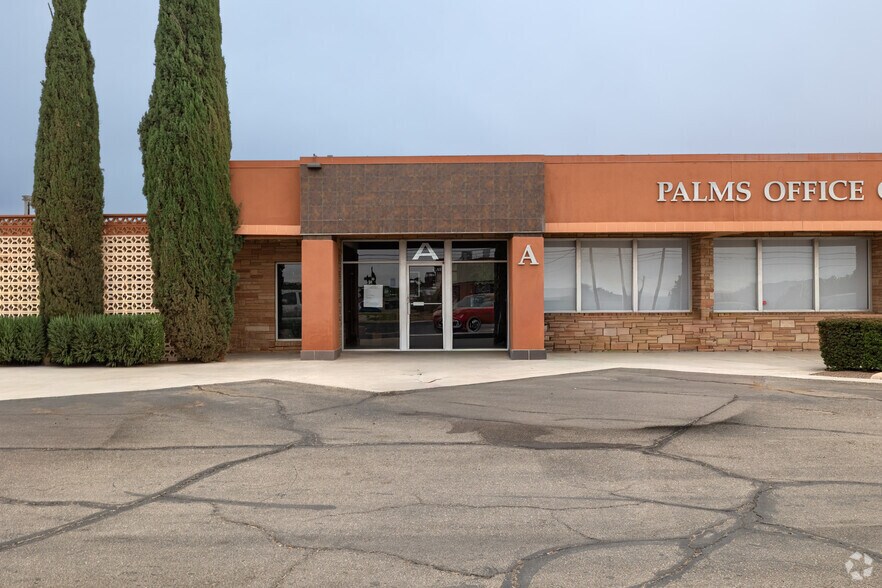 More Photos Of 2407 W Picacho Ave, Las Cruces Office For Lease