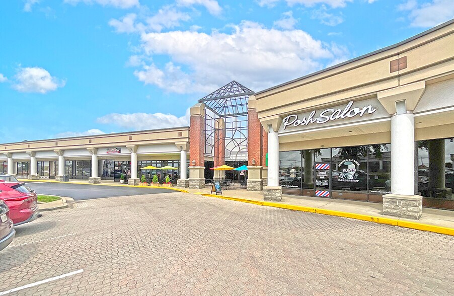 More Photos Of 2573 Richmond Rd, Lexington Unknown For Lease