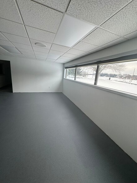 More Photos Of 8020 Mine St, Fogelsville Office For Lease