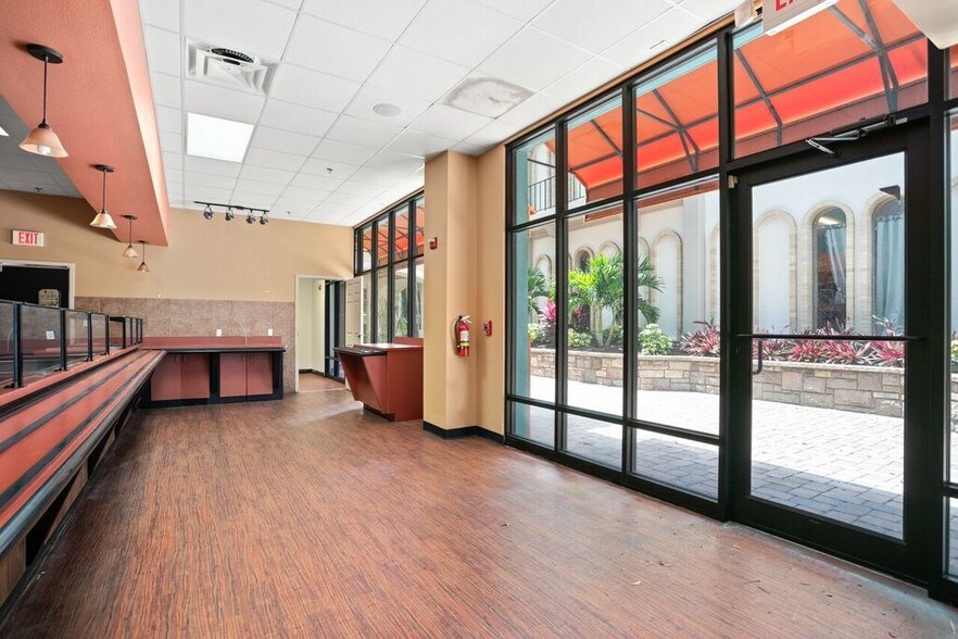 More Photos Of 222 Broadway, Kissimmee Office For Lease