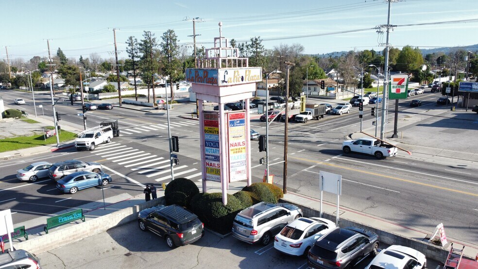 More Photos Of 17703-17715 Saticoy St, Reseda Unknown For Lease