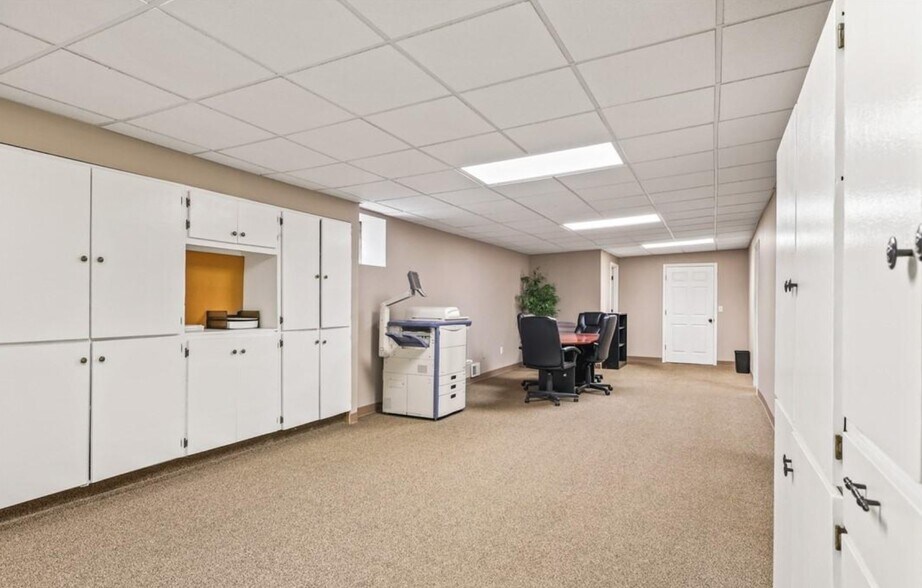 More Photos Of 19 Center St, Angola Office For Sale