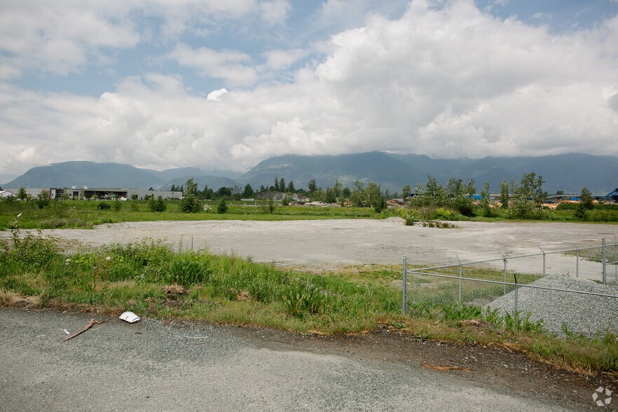 More Photos Of 7582 Cannor Rd, Chilliwack Land For Lease