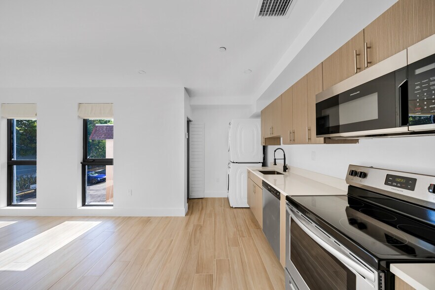 More Photos Of 1335 SW 4 St, Miami Apartments For Sale