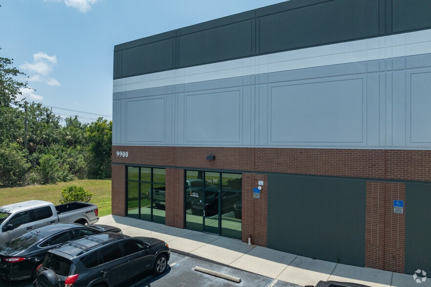 More Photos Of 9900 18th St N, Saint Petersburg Unknown For Lease