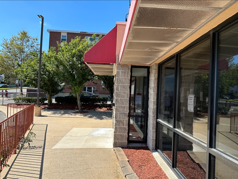 More Photos Of 349 Broadway, Somerville Freestanding For Lease