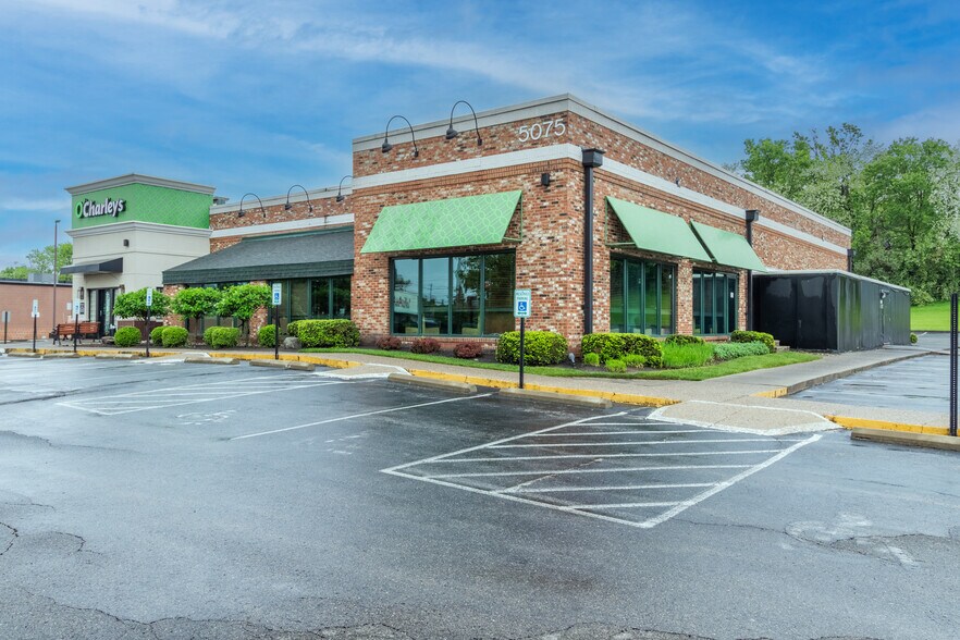 More Photos Of 5075 Crookshank Rd, Cincinnati Restaurant For Sale